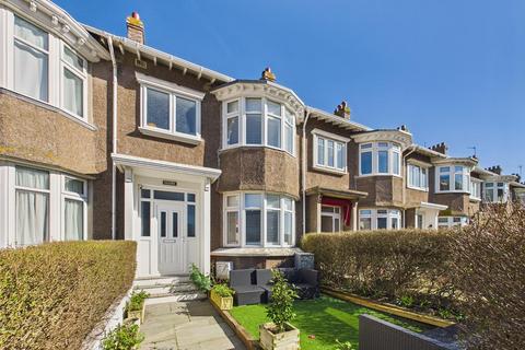 2 bedroom terraced house for sale, Walk-in condition, Fully Renovated, 2 bed home in St Clement