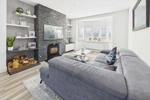 2 bedroom terraced house for sale, Walk-in condition, Fully Renovated, 2 bed home in St Clement