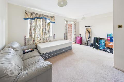 3 bedroom terraced house for sale, Ryders Way, Rickinghall, Diss