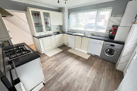 undefined, Percheron Drive, Luton, Bedfordshire, LU4 0PX
