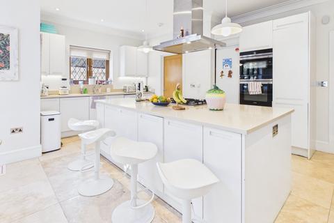 5 bedroom detached house for sale, Deanway, Chalfont St. Giles, Buckinghamshire, HP8