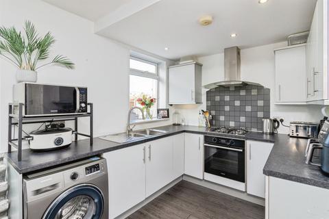 3 bedroom semi-detached house for sale, Barton Avenue, Paignton
