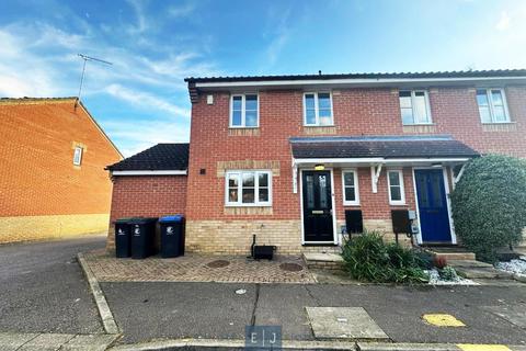 undefined, Fairmeads, Loughton IG10