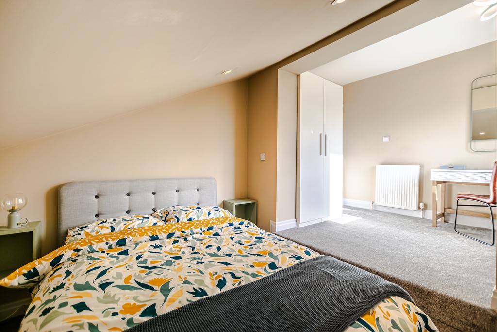 Bedroom3a