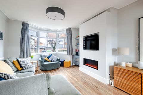 4 bedroom semi-detached house for sale, Leeds LS17