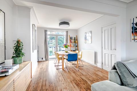 4 bedroom semi-detached house for sale, Leeds LS17