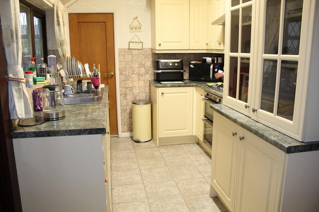 Fitted Kitchen