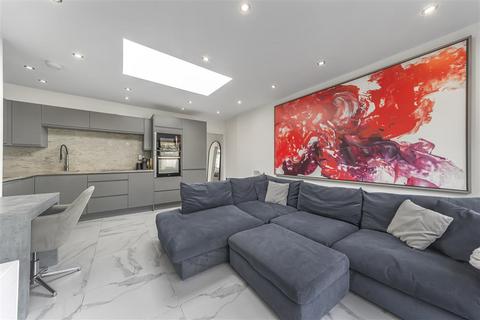 undefined, London SW17