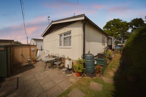 undefined, Little Meadow, Woodside Home Park, Luton