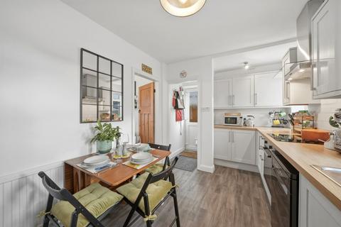 3 bedroom semi-detached house for sale, Wharfedale Avenue, Harrogate, North Yorkshire, HG2
