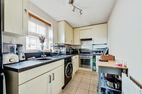 undefined, Woodford Way, Witney