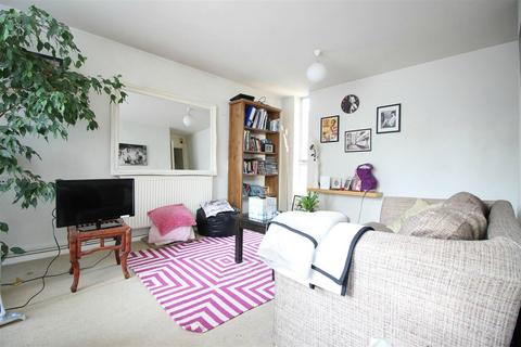 1 bedroom flat to rent, Nelson Gardens, London