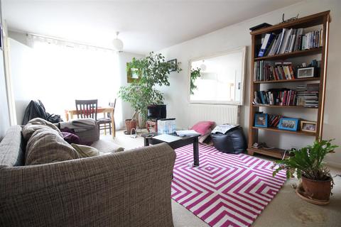 1 bedroom flat to rent, Nelson Gardens, London