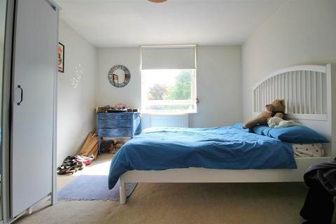 1 bedroom flat to rent, Nelson Gardens, London