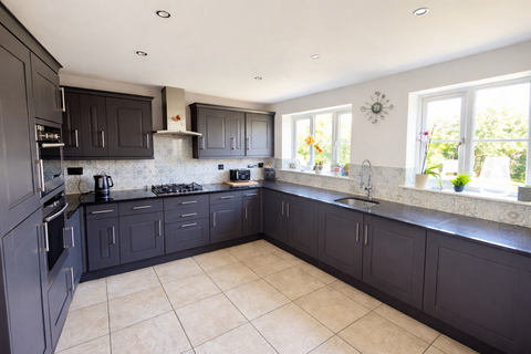 4 bedroom detached house for sale, Blanchland Circle, Milton Keynes MK10