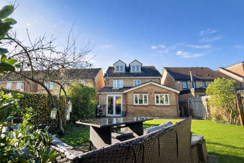 4 bedroom detached house for sale, Blanchland Circle, Milton Keynes MK10