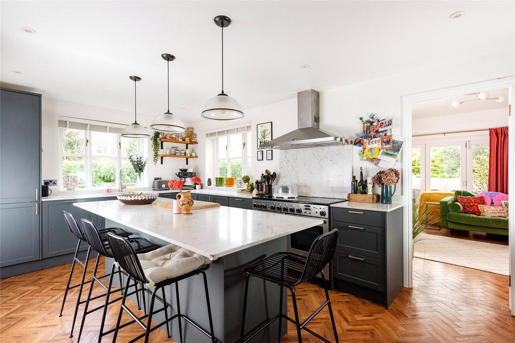 Kitchen/Breakfast