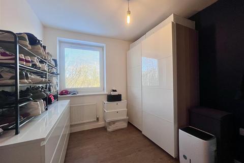 2 bedroom house for sale, Stratford Road, Wolverton, Milton Keynes