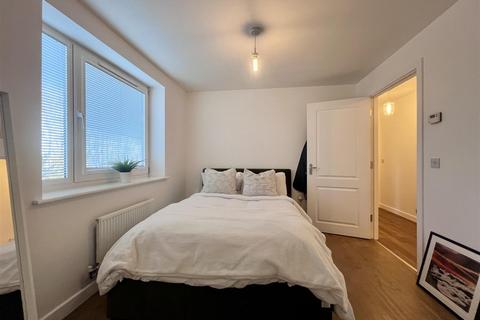 2 bedroom house for sale, Stratford Road, Wolverton, Milton Keynes