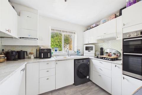 2 bedroom maisonette for sale, Seymour Close, Coventry CV3