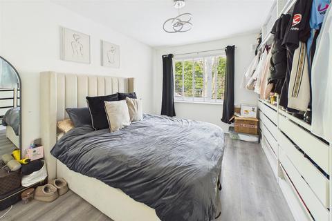 2 bedroom maisonette for sale, Seymour Close, Coventry CV3