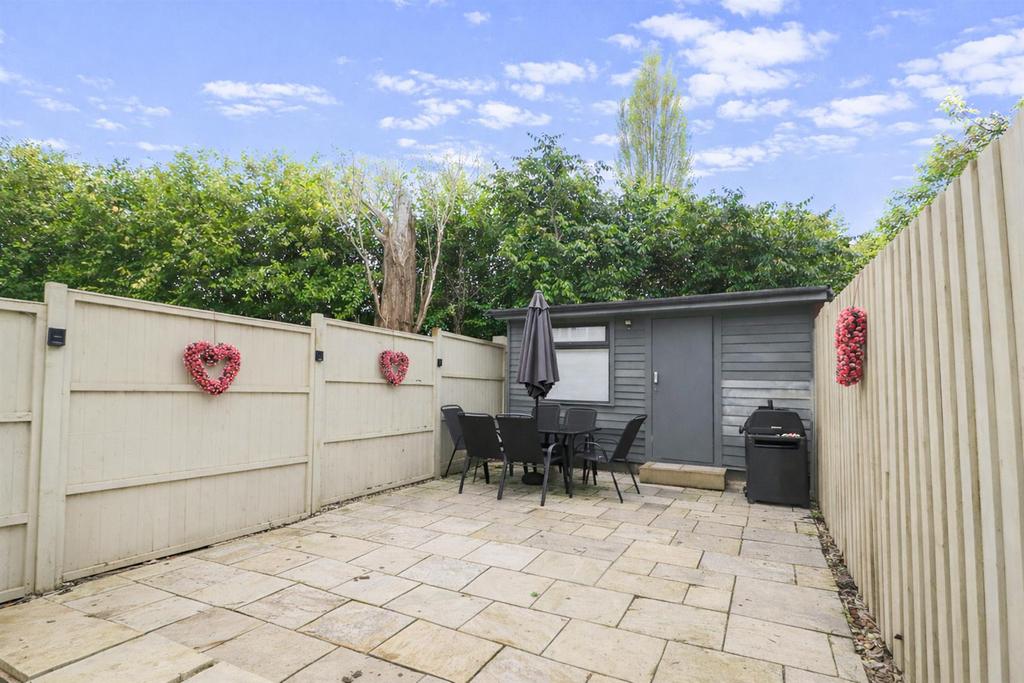 Back Garden-2.jpg