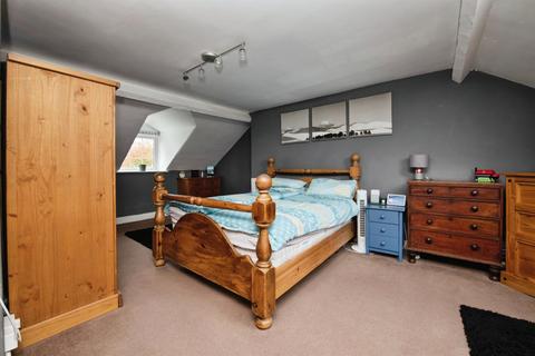2 bedroom terraced house for sale, Leat Street, Tiverton