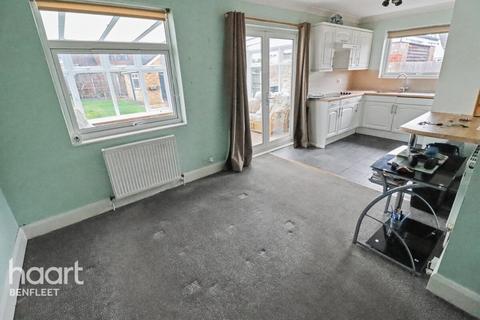 2 bedroom semi-detached bungalow for sale, Philmead Road, Benfleet