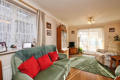 2 bedroom detached bungalow for sale, Perowne Way, Puckeridge, Ware