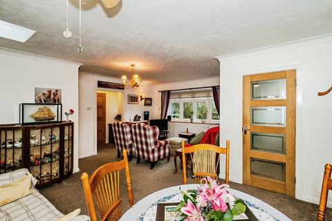 5 bedroom detached house for sale, Bramble Lane, Worthing