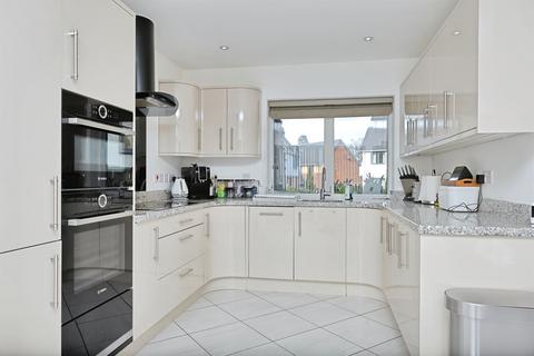 3 bedroom end of terrace house for sale, Blaxter Way, NORWICH