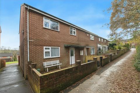 3 bedroom end of terrace house for sale, Cameron Close, Tiverton