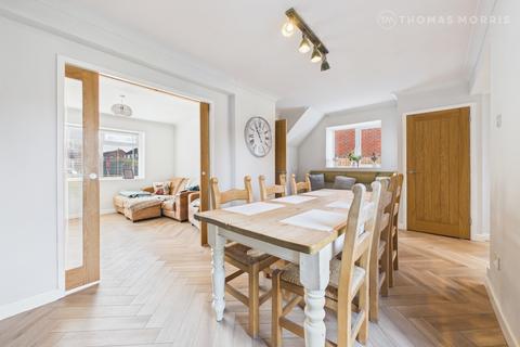 3 bedroom semi-detached house for sale, Mandeville Road, Huntingdon PE28