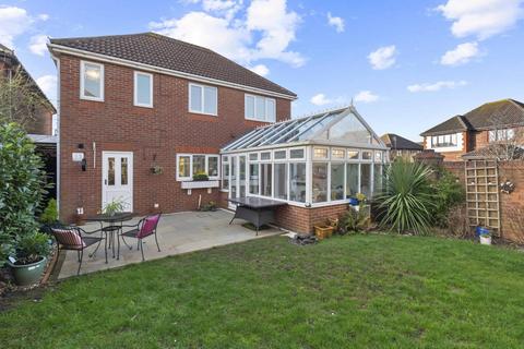 4 bedroom detached house for sale, Elwood, Harlow CM17