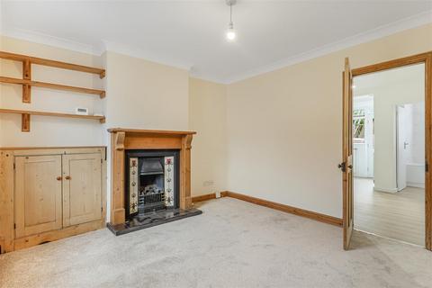 2 bedroom terraced house for sale, Henry Street, Kenilworth