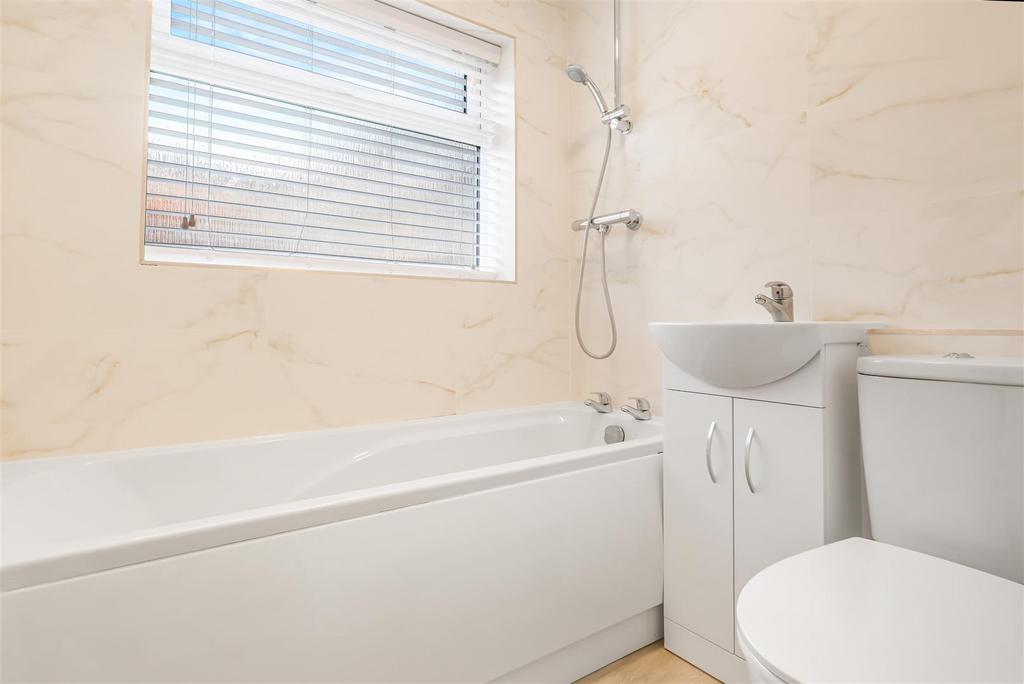 Ground Floor Bathroom