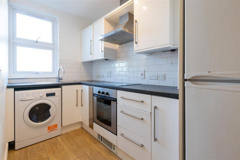 3 bedroom duplex to rent, Uxbridge Road, Shepherd's Bush, W12