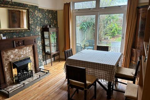 undefined, Heybridge Avenue, London, SW16