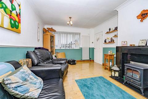 undefined, Muswell Close, Luton