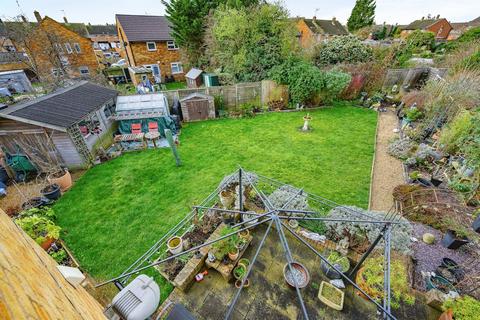 undefined, Muswell Close, Luton