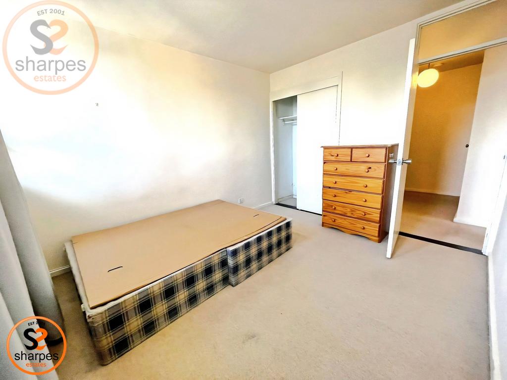 Ed1463f8-Bed.jpeg