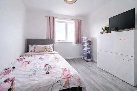 2 bedroom apartment for sale, Hillier Court, 53 Well Grove, London, Greater London, N20