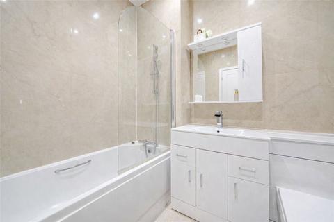 2 bedroom apartment for sale, Hillier Court, 53 Well Grove, London, Greater London, N20