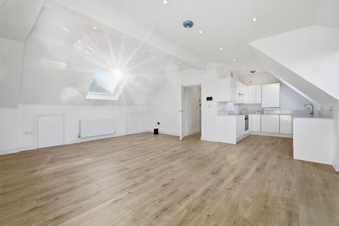 3 bedroom flat to rent, Nether Street, West Finchley N3