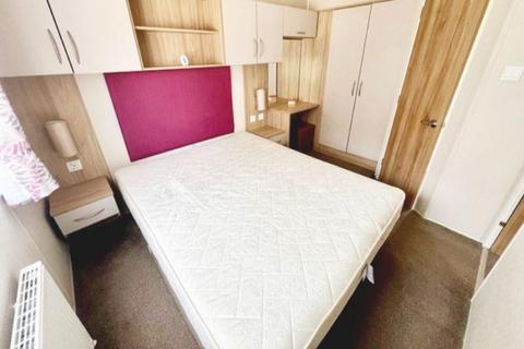 undefined, Two bed Willerby Brockenhurst Caldecott Hall Country Park, Fritton NR31