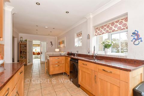 4 bedroom detached house for sale, Gundreda Road, Lewes BN7