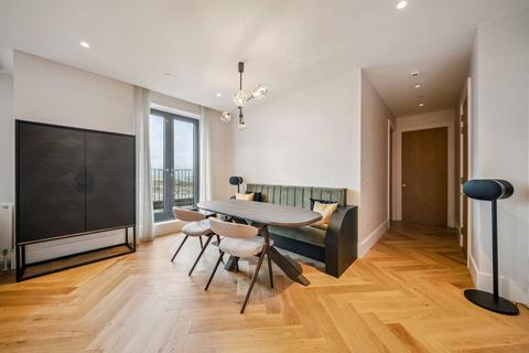 3 bedroom penthouse to rent, Elder Street, Edinburgh