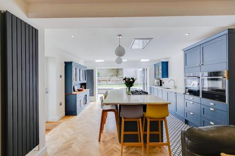 undefined, 19 Borough Close, Cowbridge, Vale of Glamorgan, CF71 7BN