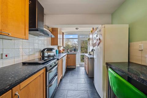 3 bedroom terraced house for sale, Tennison Road, London
