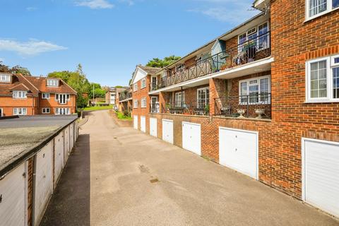 undefined, Mutton Hall Hill, Heathfield
